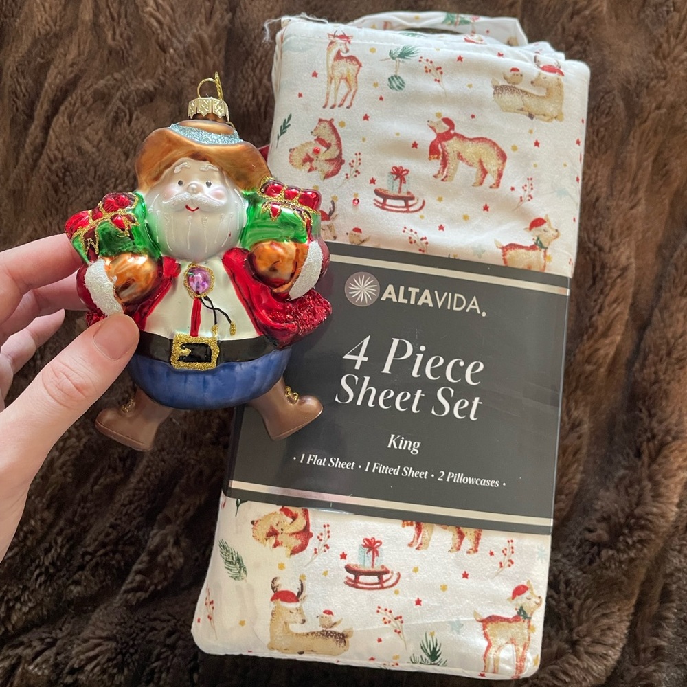 🎄 AltaVida 4-Piece Holiday Sheet Set (King)